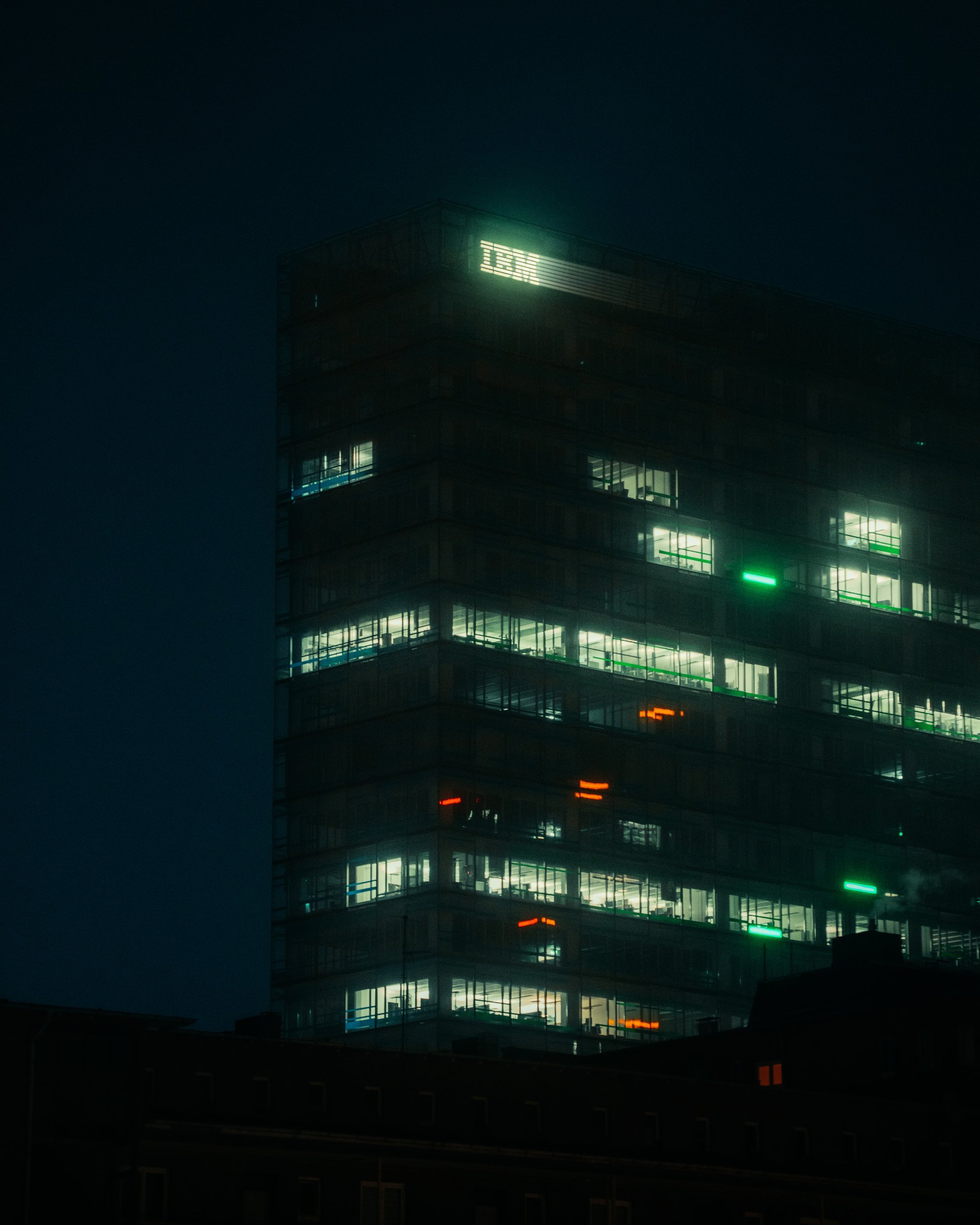 Night Air — frame 2
